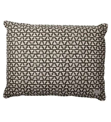 PetShop by Fringe Studio Odette Pillow Pet Bed